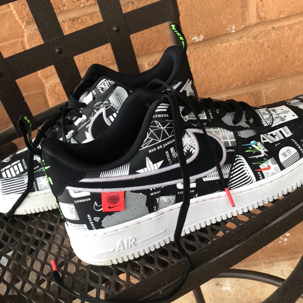 Nike Air Force one hardbodies size 11 1/2 hard body print